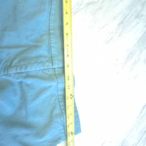 The Riviera Short by Loft - Short Shorts in sage green - Size 8 Petite - Picture 9 of 10